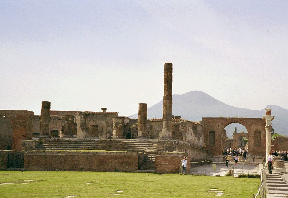 tempel vanaf het Forum