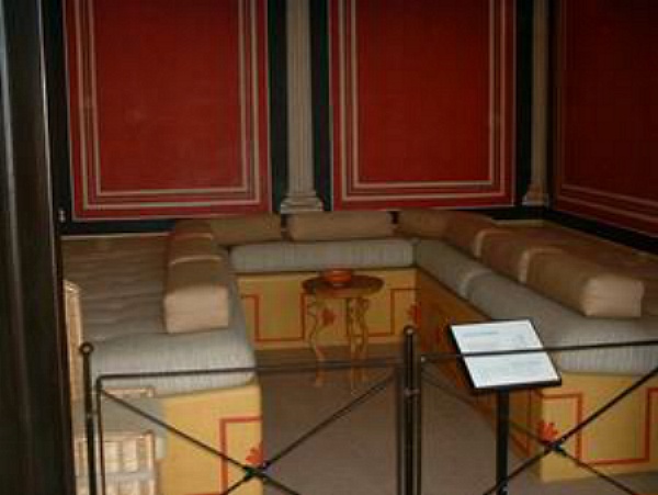 triclinium