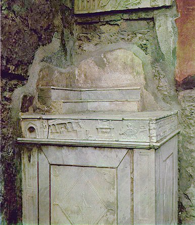 lararium